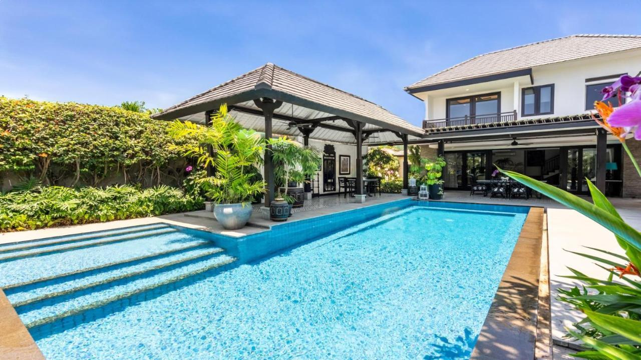 Kejora 12 Beachfront 3 Bedroom Luxe Villa サヌール エクステリア 写真